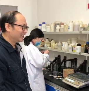 �й�������ɳĳ��˾�����ֽ��м�������