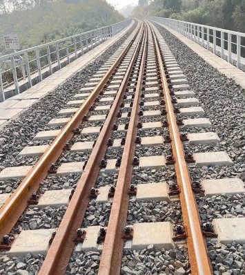 ����޸���